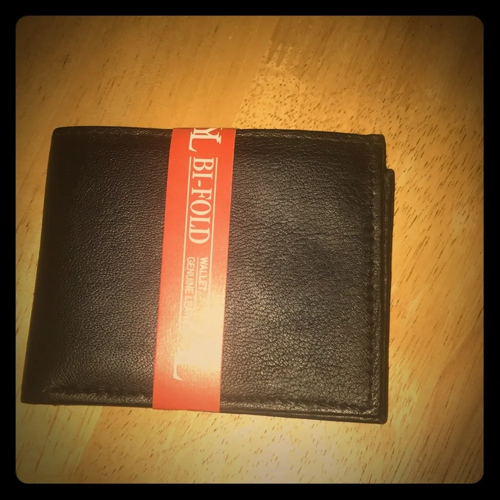 - Bi fold genuine leather wallet brown 9cc slots YL money zipper new